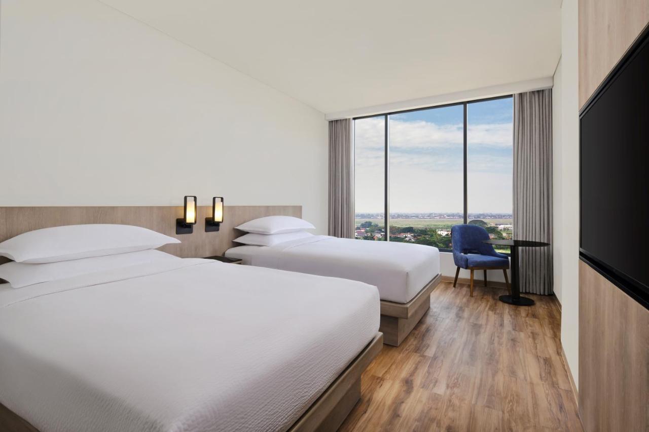 Fairfield By Marriott Jakarta Soekarno-Hatta Airport Tangerang Buitenkant foto
