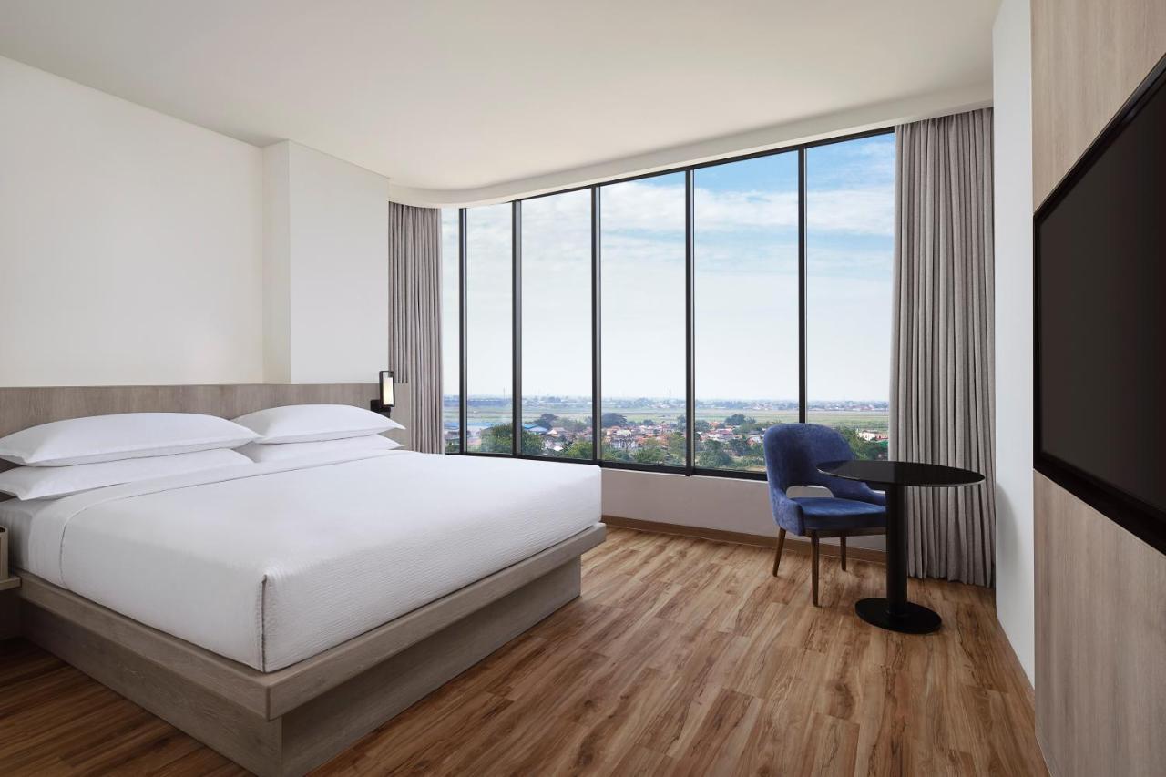 Fairfield By Marriott Jakarta Soekarno-Hatta Airport Tangerang Buitenkant foto