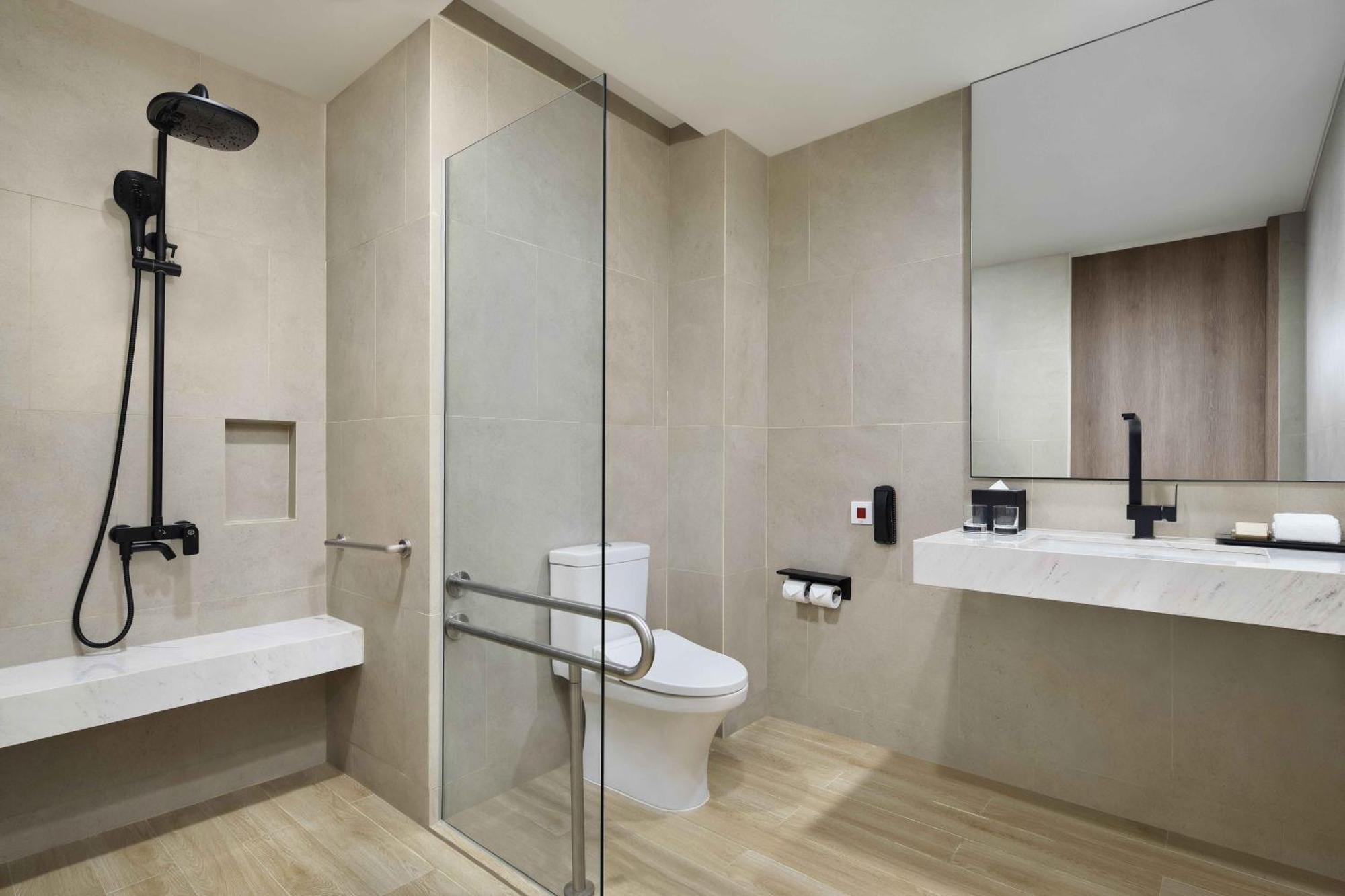 Fairfield By Marriott Jakarta Soekarno-Hatta Airport Tangerang Buitenkant foto